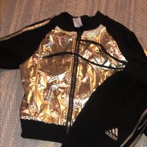 Kid Adidas jogging suit